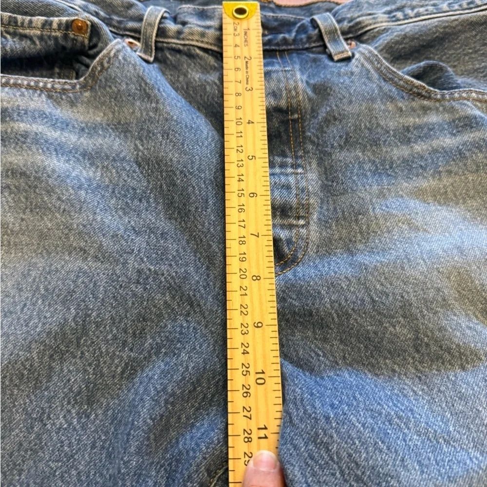 Levi’s 501 Button Fly 30x26 Jeans Women’s Raw Hem Medium Wash Classic Chic Indie